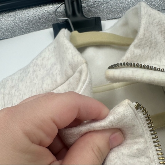 Athleta Cozy Karma Asym Pullover Oatmeal Heather Size Medium Cozy Sweatshirt - Picture 7 of 8